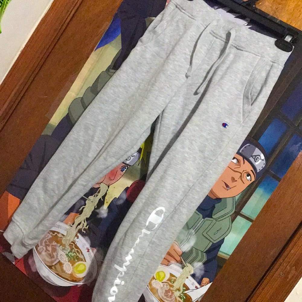 CHAMPION GREY SWEATPANTS: MEDIUM